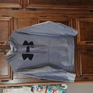 Under Armour Hoodies Size Med